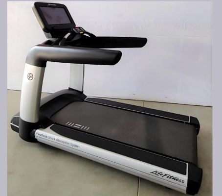 CINTA DE CORRER LIFE FITNESS DISCOVER SE REACONDICIONADA.