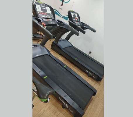 LOTE EQUIPAMIENTO Y MÁQUINAS DE OCASIÓN VARIADO CENTRO DE ENTRENAMIENTO.